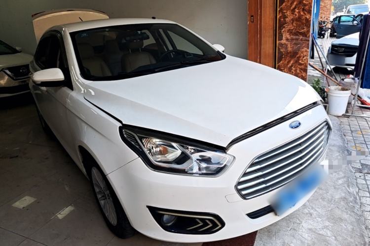 Used Ford Escort 2017 1.5L Automatic Comfort Model Front Right 45 Deg