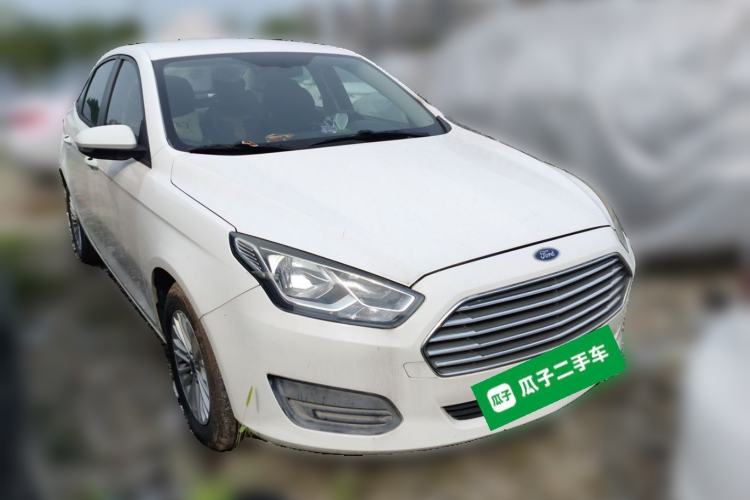 Used Ford Escort 2017 Revised Version 1.5L Automatic Comfort Edition Front Right 45 Deg