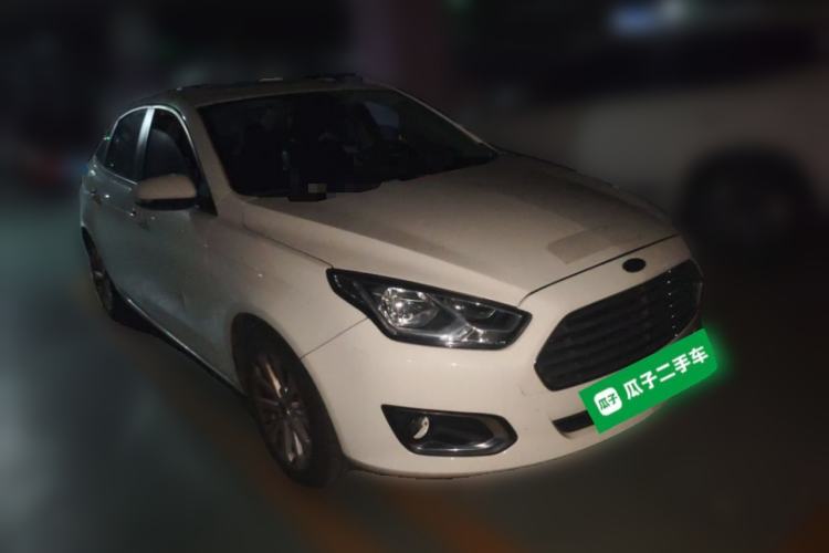 Used Ford Escort 2017 Happiness Edition 1.5L Automatic Fashion Version Front Right 45 Deg