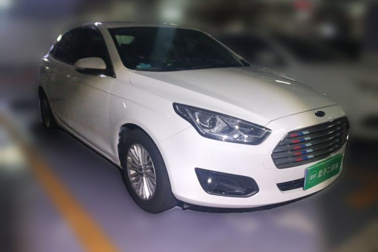 Used Ford Escort 2017 1.5L Automatic Comfort Model Front Right 45 Deg