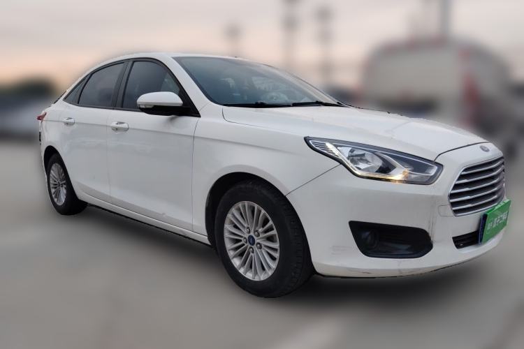 Used Ford Escort 2017 1.5L Manual Comfort Model Front Right 45 Deg