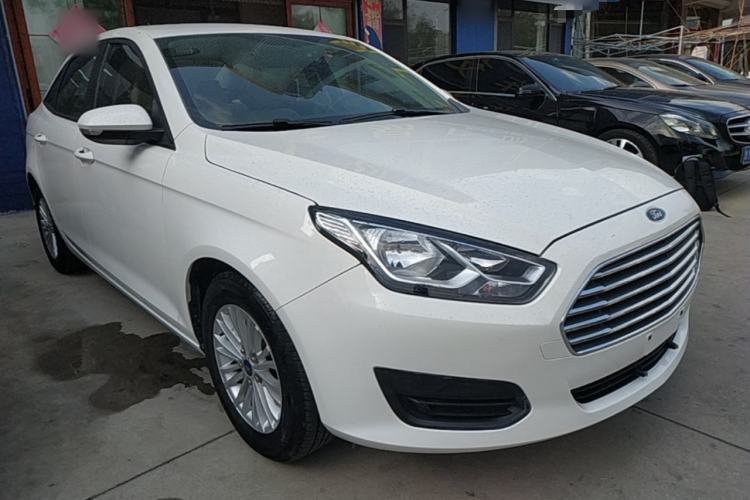 Used Ford Escort 2017 Revised Version 1.5L Manual Comfort Edition Front Right 45 Deg
