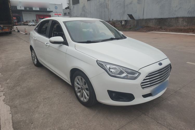 Used Ford Escort 2017 Happy Edition 1.5L Manual Fashion Model Front Right 45 Deg