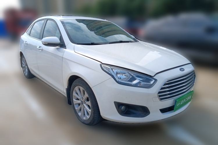 Used Ford Escort 2017 Happiness Edition 1.5L Automatic Fashion Version Front Right 45 Deg