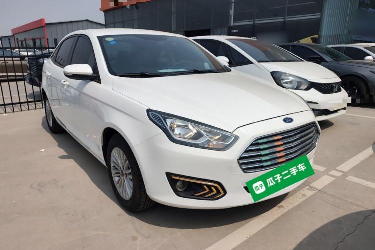 Used Ford Escort 2017 Revised Version 1.5L Automatic Comfort Edition Front Right 45 Deg