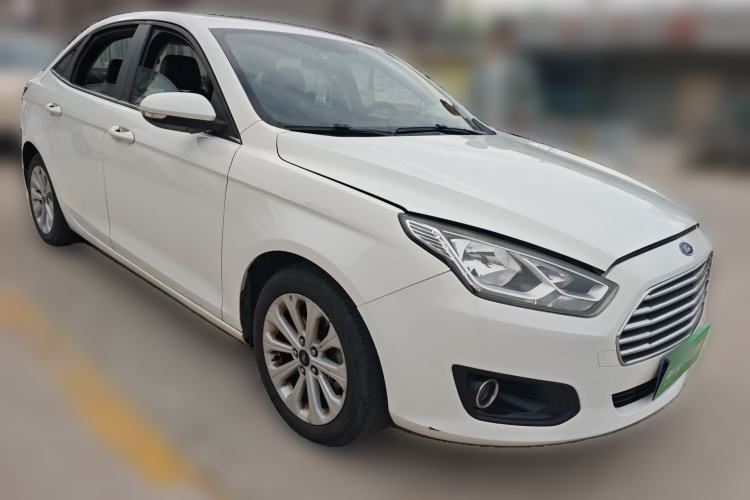 Used Ford Escort 2017 Happiness Edition 1.5L Automatic Fashion Version Front Right 45 Deg