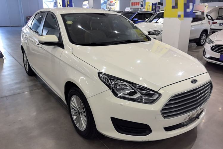 Used Ford Escort 2017 Revised Version 1.5L Automatic Comfort Edition Front Right 45 Deg