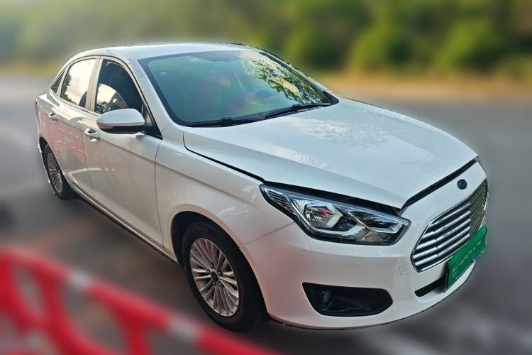 Used Ford Escort 2017 1.5L Automatic Comfort Model Front Right 45 Deg