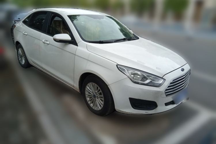 Used Ford Escort 2017 1.5L Automatic Comfort Model Front Right 45 Deg