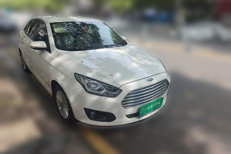 Used Ford Escort 2017 1.5L Automatic Comfort Model Front Right 45 Deg