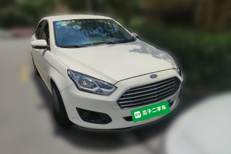 Used Ford Escort 2017 1.5L Automatic Comfort Model Front Right 45 Deg