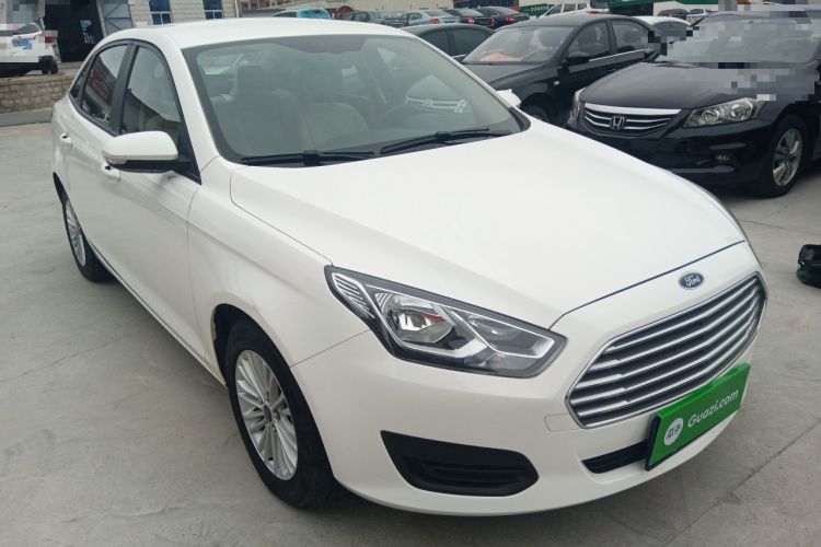 Used Ford Escort 2017 Revised Version 1.5L Manual Comfort Edition Front Right 45 Deg