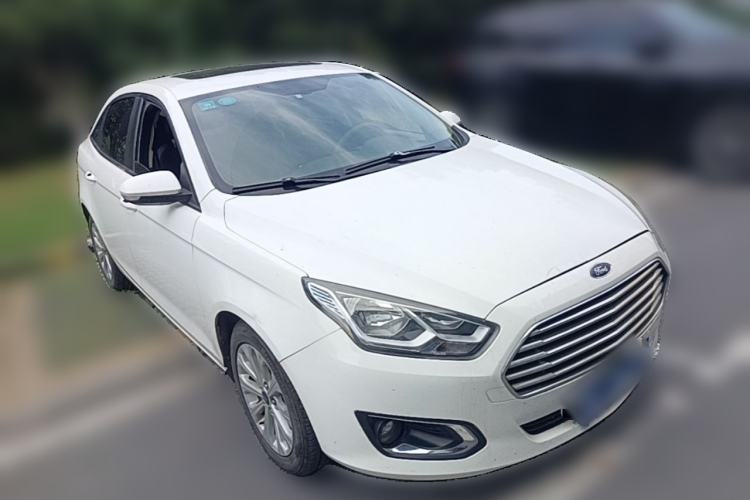 Used Ford Escort 2017 Happiness Edition 1.5L Automatic Fashion Version Front Right 45 Deg