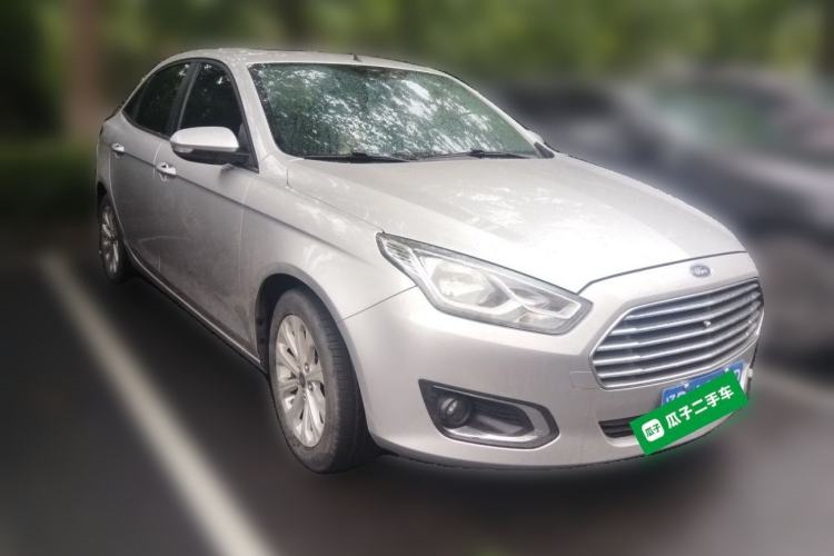 Used Ford Escort 2017 Happiness Edition 1.5L Automatic Fashion Version Front Right 45 Deg