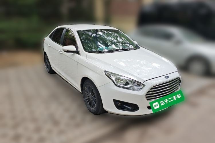 Used Ford Escort 2017 1.5L Automatic Comfort Model Front Right 45 Deg