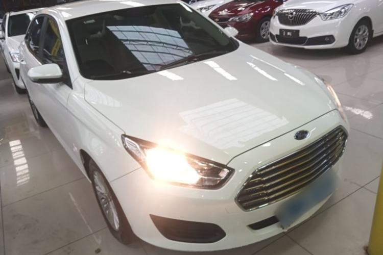 Used Ford Escort 2017 Revised Version 1.5L Automatic Comfort Edition Front Right 45 Deg