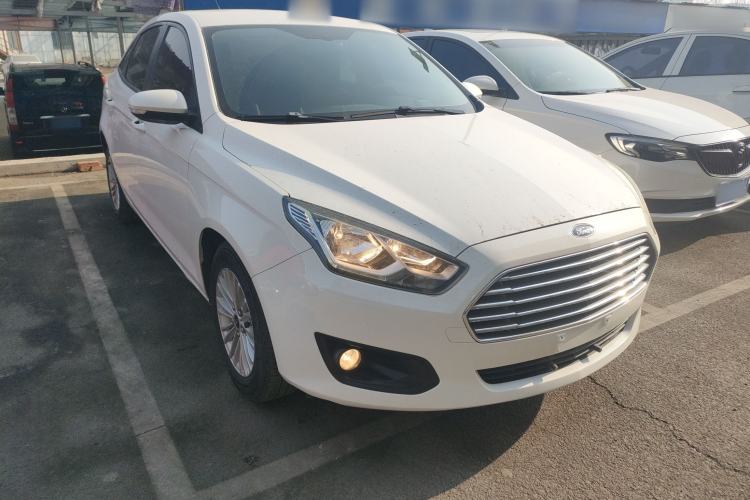 Used Ford Escort 2017 1.5L Manual Comfort Model Front Right 45 Deg