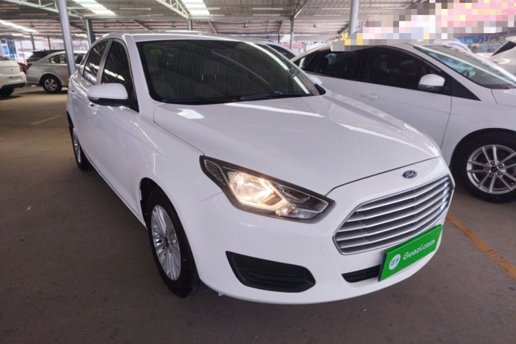 Used Ford Escort 2017 Revised Version 1.5L Manual Comfort Edition Front Right 45 Deg