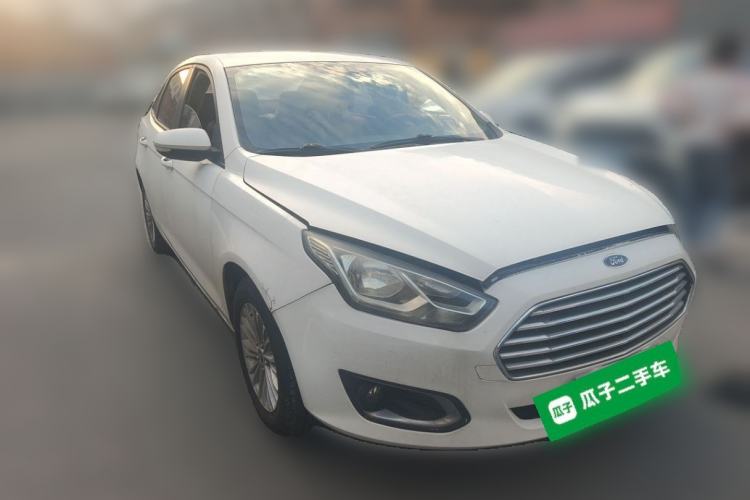Used Ford Escort 2017 Revised Version 1.5L Automatic Comfort Edition Front Right 45 Deg