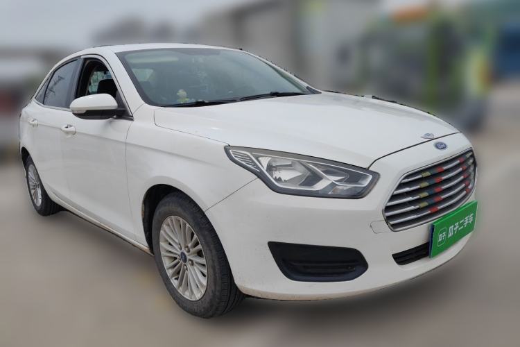Used Ford Escort 2017 1.5L Automatic Comfort Model Front Right 45 Deg