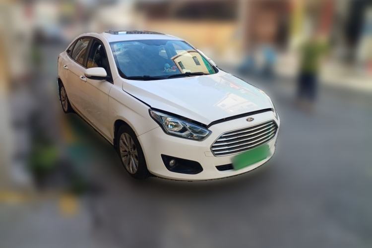 Used Ford Escort 2017 Happiness Edition 1.5L Automatic Fashion Version Front Right 45 Deg
