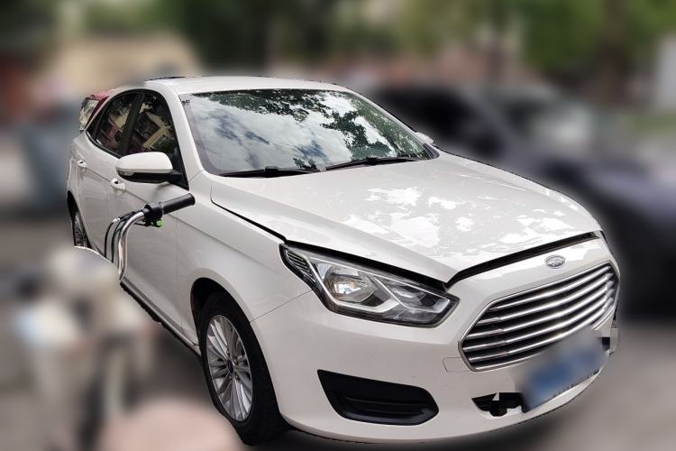 Used Ford Escort 2017 Revised Version 1.5L Manual Comfort Edition Front Right 45 Deg