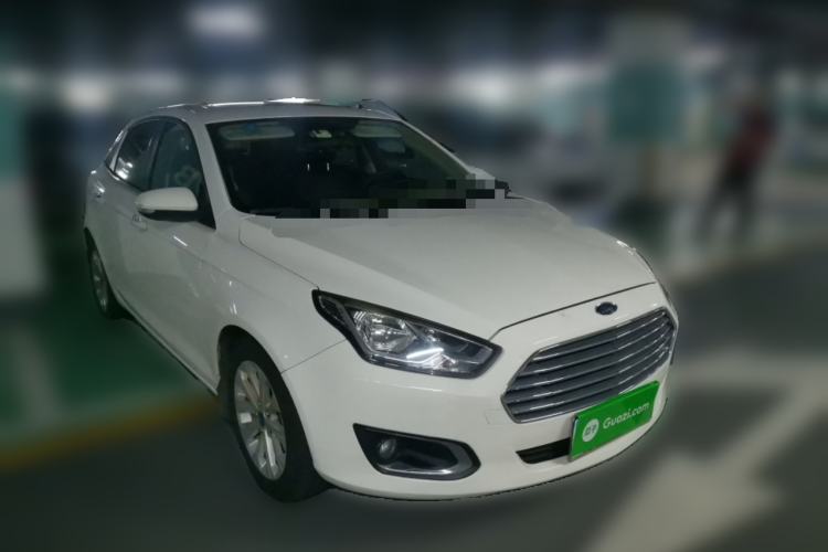 Used Ford Escort 2017 Happiness Edition 1.5L Automatic Fashion Version Front Right 45 Deg