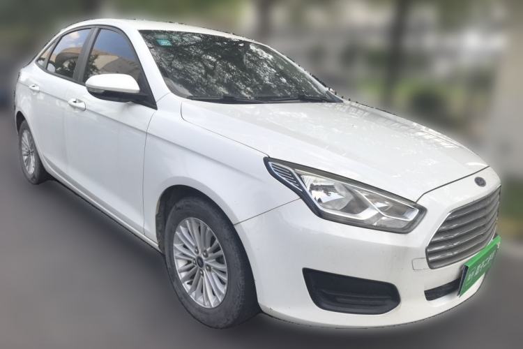 Used Ford Escort 2017 1.5L Manual Comfort Model Front Right 45 Deg