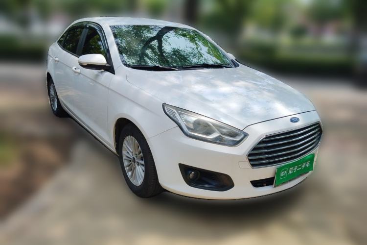 Used Ford Escort 2017 1.5L Manual Comfort Model Front Right 45 Deg