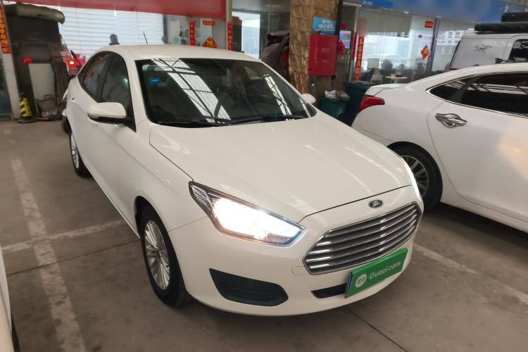 Used Ford Escort 2017 Revised Version 1.5L Manual Comfort Edition Front Right 45 Deg