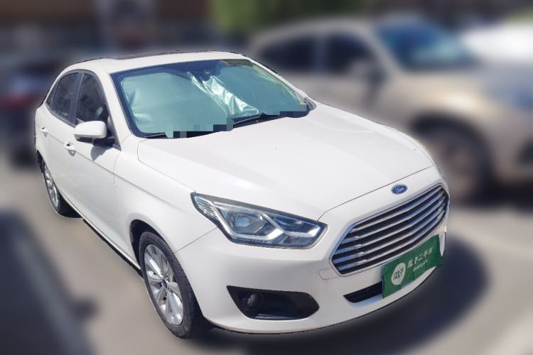 Used Ford Escort 2017 Happiness Edition 1.5L Automatic Fashion Version Front Right 45 Deg