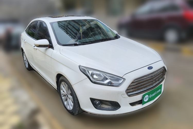 Used Ford Escort 2017 Happiness Edition 1.5L Automatic Fashion Version Front Right 45 Deg