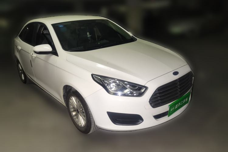 Used Ford Escort 2017 1.5L Manual Comfort Model Front Right 45 Deg