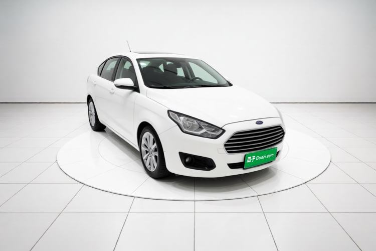 Used Ford Escort 2017 Happy Edition 1.5L Manual Fashion Model Front Right 45 Deg