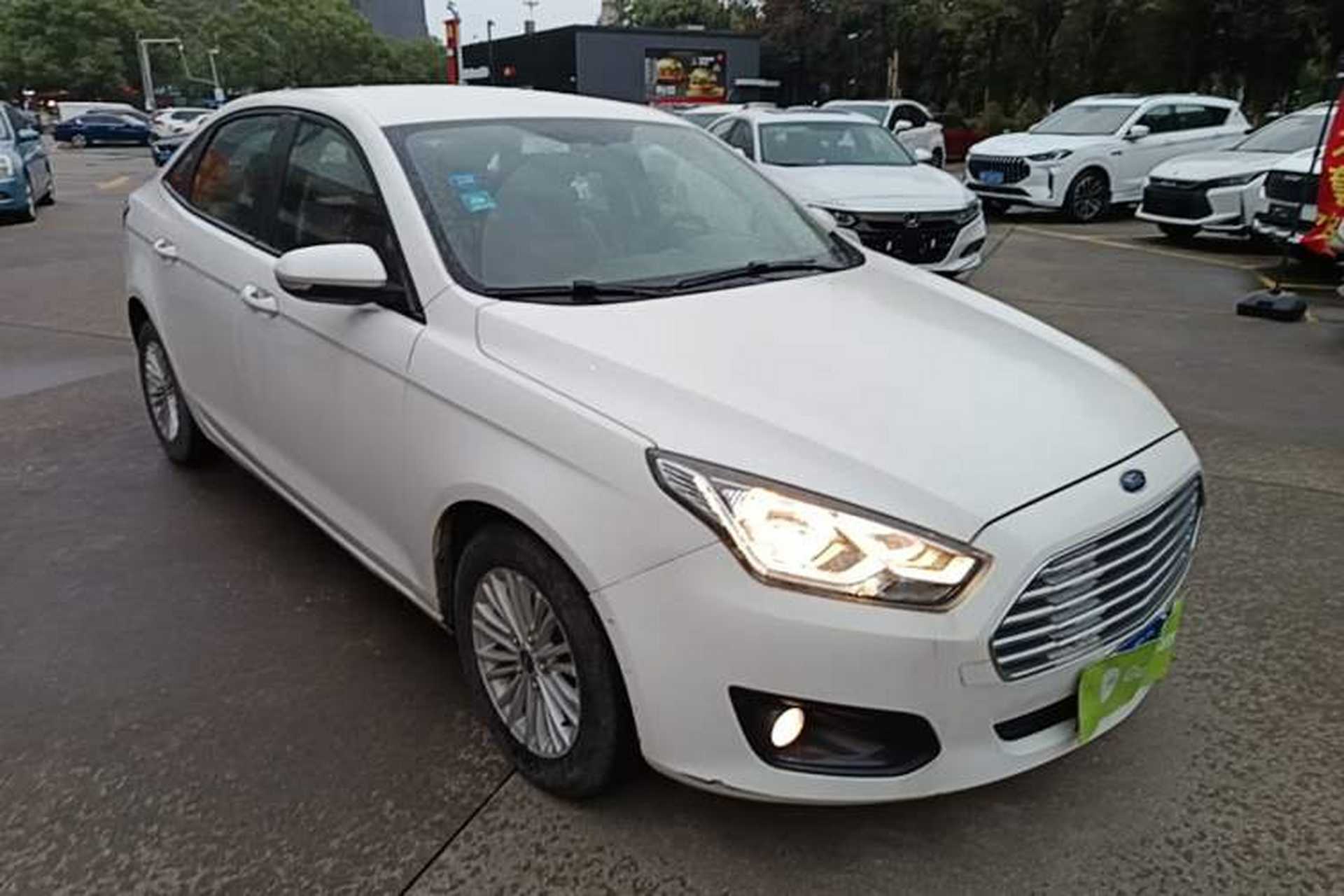 Used Ford Escort 2017 1.5L Automatic Comfort Model Front Right 45 Deg