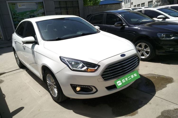 Used Ford Escort 2017 1.5L Automatic Comfort Model Front Right 45 Deg