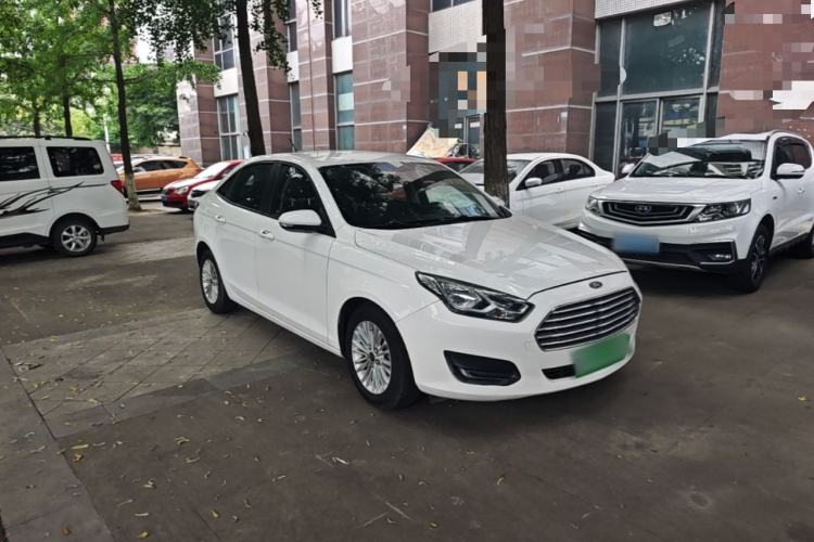 Used Ford Escort 2017 Revised Version 1.5L Manual Comfort Edition Front Right 45 Deg