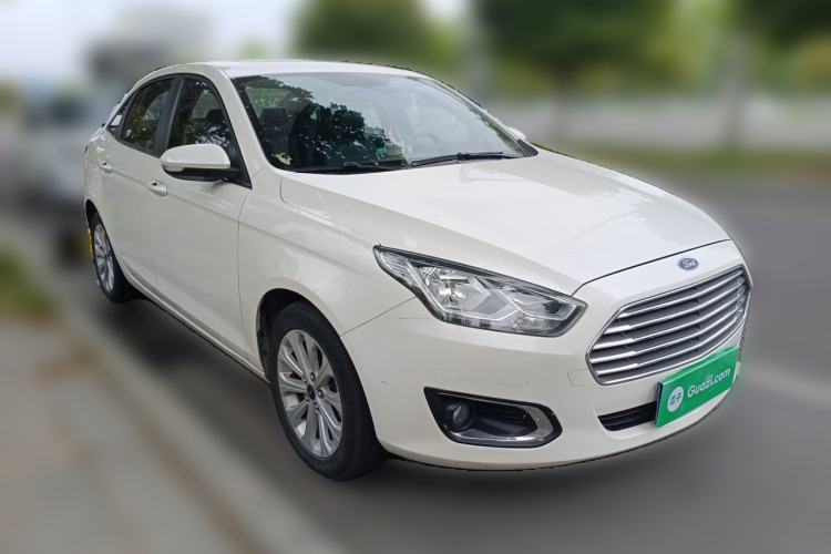 Used Ford Escort 2017 Happiness Edition 1.5L Automatic Fashion Version Front Right 45 Deg