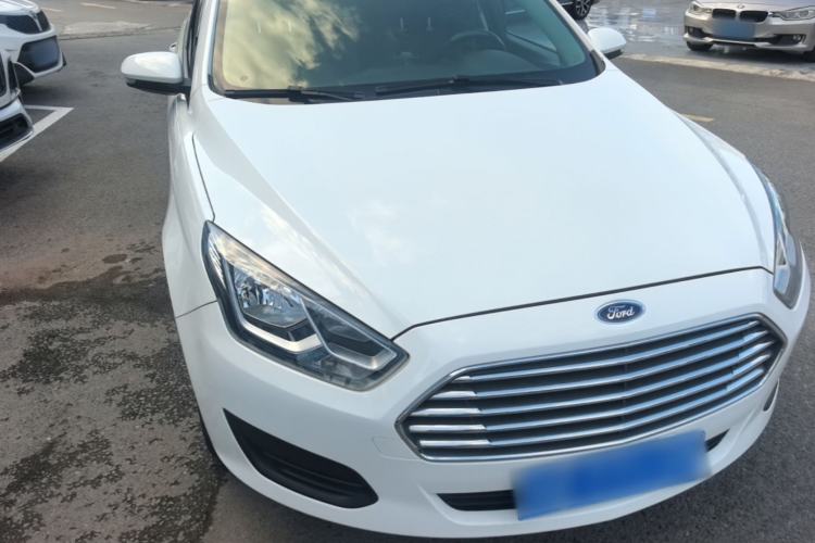 Used Ford Escort 2017 Revised Version 1.5L Automatic Comfort Edition Front Right 45 Deg