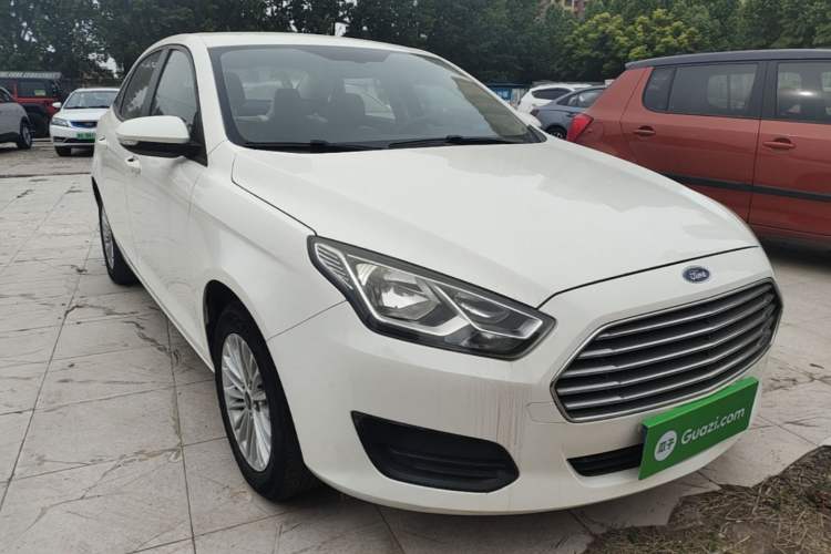 Used Ford Escort 2017 Revised Version 1.5L Automatic Comfort Edition Front Right 45 Deg