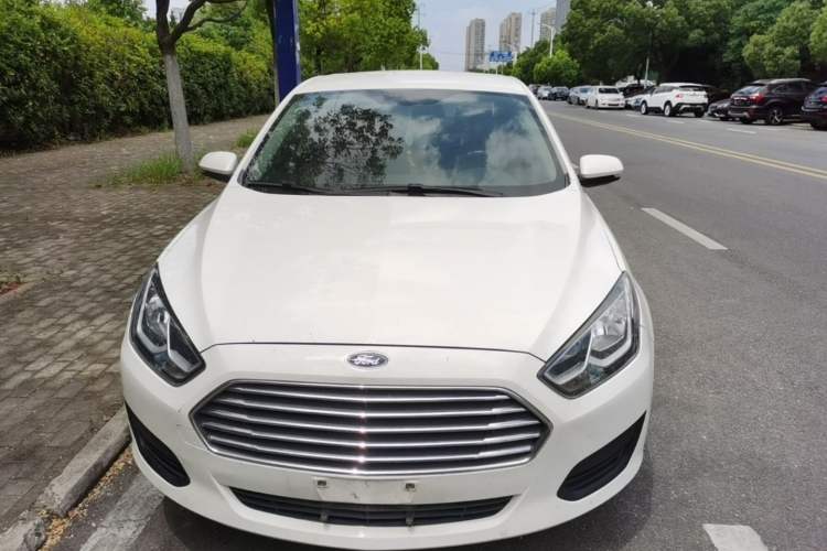 Used Ford Escort 2017 Revised Version 1.5L Automatic Comfort Edition Front