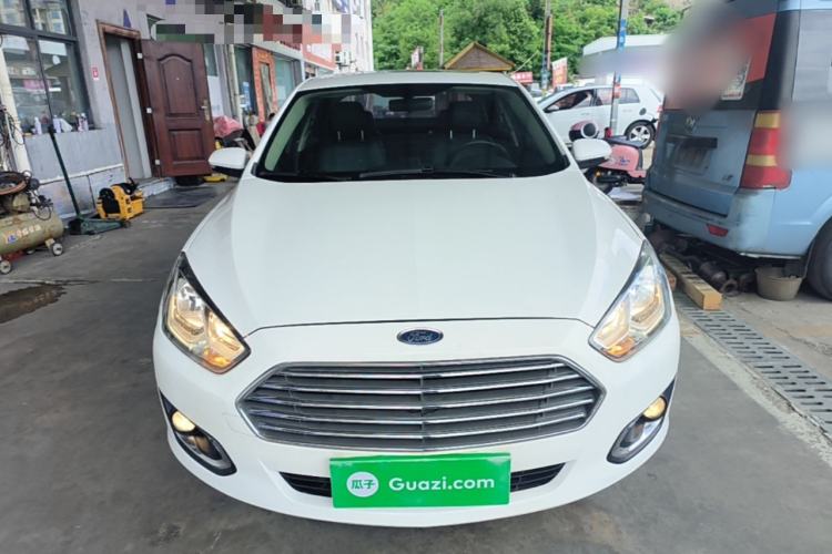 Used Ford Escort 2017 Happiness Edition 1.5L Automatic Fashion Version Front