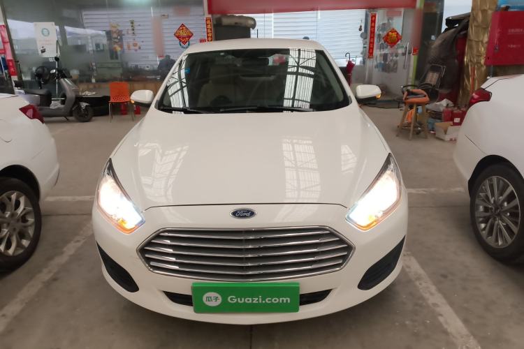 Used Ford Escort 2017 Revised Version 1.5L Manual Comfort Edition Front