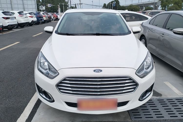 Used Ford Escort 2017 Happiness Edition 1.5L Automatic Fashion Version Front