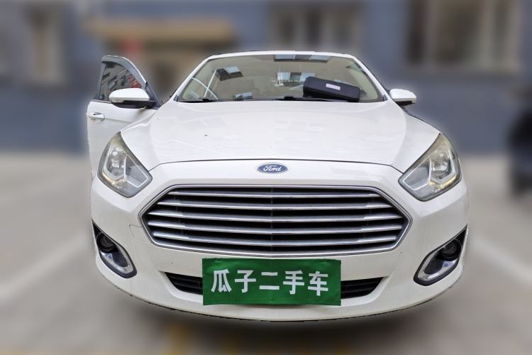 Used Ford Escort 2017 Happiness Edition 1.5L Automatic Fashion Version Front
