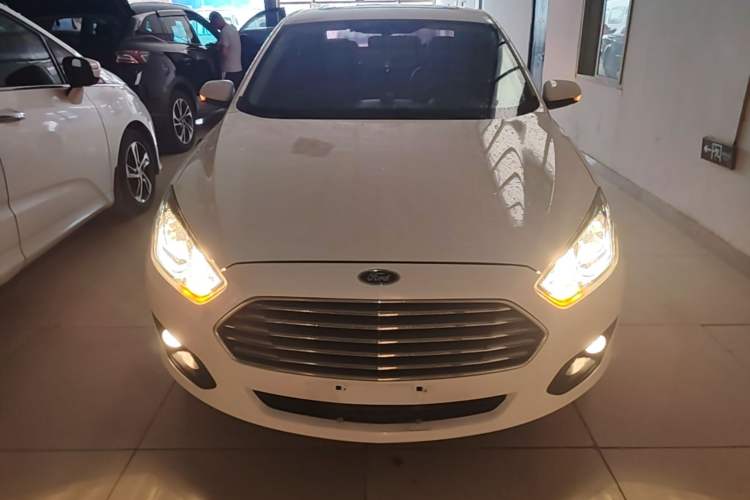 Used Ford Escort 2017 Happy Edition 1.5L Manual Fashion Model Front
