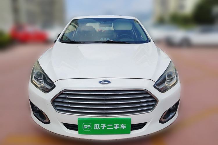 Used Ford Escort 2017 Happiness Edition 1.5L Automatic Fashion Version Front