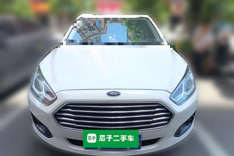 Used Ford Escort 2017 Happiness Edition 1.5L Automatic Fashion Version Front