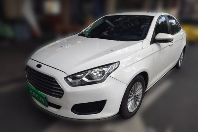 Ojetý Ford Escort 2017 Revised Version 1.5L Automatic Comfort Edition