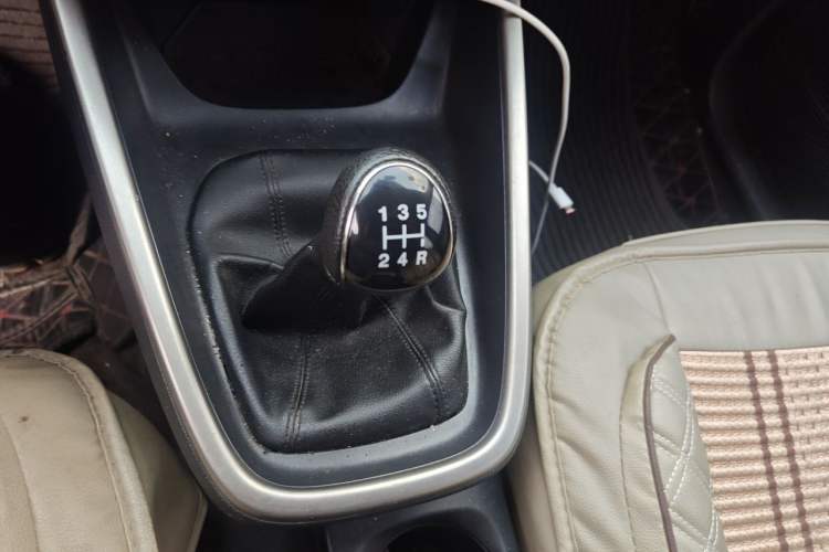 Used Ford Escort 2017 Revised Version 1.5L Manual Comfort Edition Gear Lever